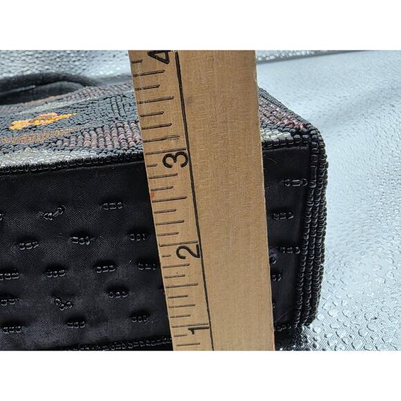 Handmade Black Beaded Floral Pattern Evening Bag With Dual Handles Zipper - Picture 4 of 16